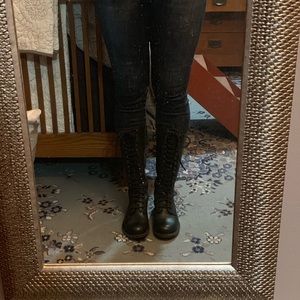 Dr Martens Tall Lace Up Boots Women’s Size 8